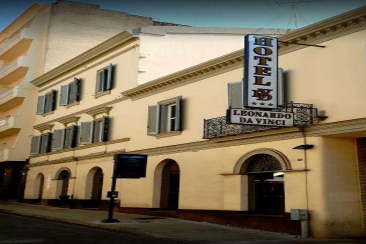 Hotel Leonardo Da Vinci Sassari Exterior photo